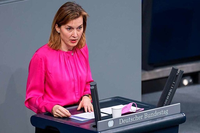 Siemtje Mller (SPD) bei einer Rede im Bundestag  | Foto: Leon Kuegeler/photothek.de via www.imago-images.de