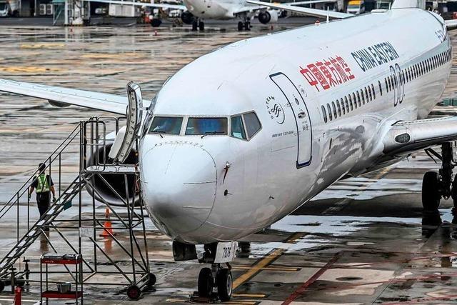 Flugzeug mit 132 Menschen an Bord in China abgestürzt