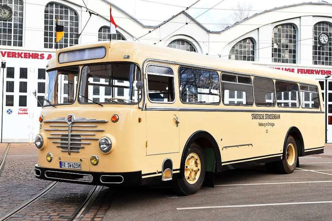 Schöner geht&#8217;s kaum: der restaurierte Bus.  | Foto: Rita Eggstein