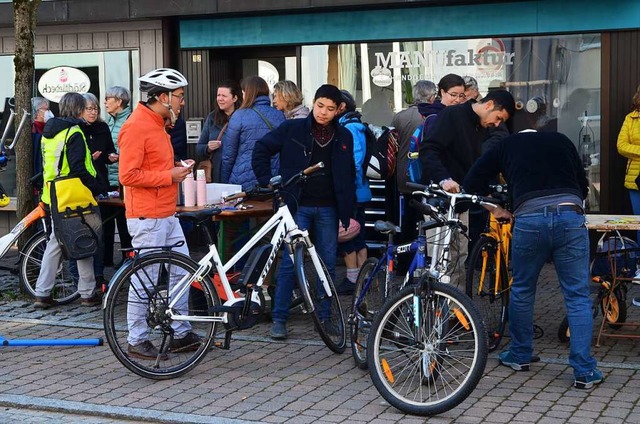 Am Samstag hat sich die Fahrradwerksta...ks Integration in Kandern vorgestellt.  | Foto: Yvonne Siemann