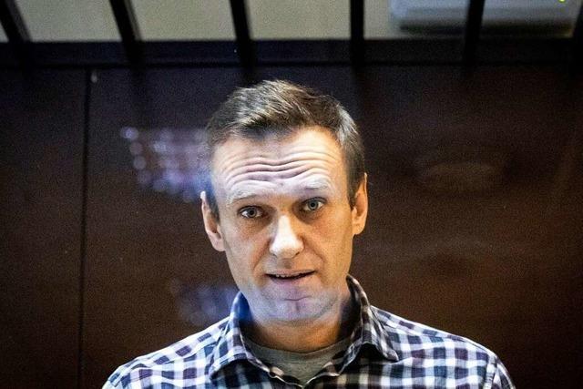 Gericht in Moskau spricht Kremlgegner Nawalny schuldig