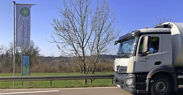 Die B34 bei der Hardsiedlung in Wehr-B...,  knnte  die Autobahn 98 verlaufen.   | Foto: Annemarie Rsch