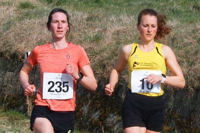 Die sptere Dritte Annika Stoll (links... durch die Reben des Markgrflerlands.  | Foto: Winfried Stinn