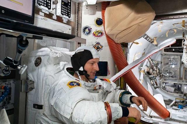 Deutscher Astronaut Maurer auf dem Rückweg in die Raumstation