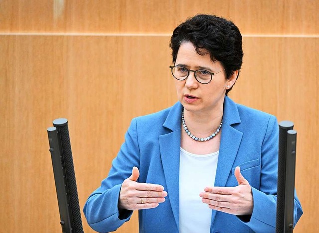 Groe Anstrengungen stnden dem Land b...ustizministerin Marion Gentges (CDU).   | Foto: Bernd Weibrod (dpa)