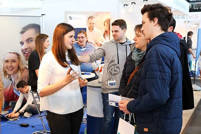 Auf dem Event fr die Orientierung nac...den und Unternehmen ihre Angebote vor.  | Foto: Horizon