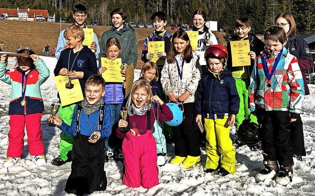 <BZ-FotoAnlauf>Schnau/Muggenbrunn:</B...Pause wieder  zum Ski-Tennis-Cup ein.   | Foto: Jesko Anschtz