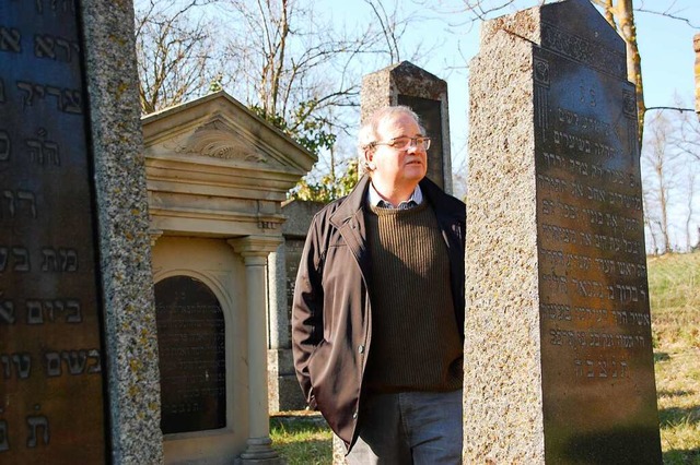 Yves Bailleux auf dem jdischen Friedhof in Quatzenheim  | Foto: Brbel Nckles