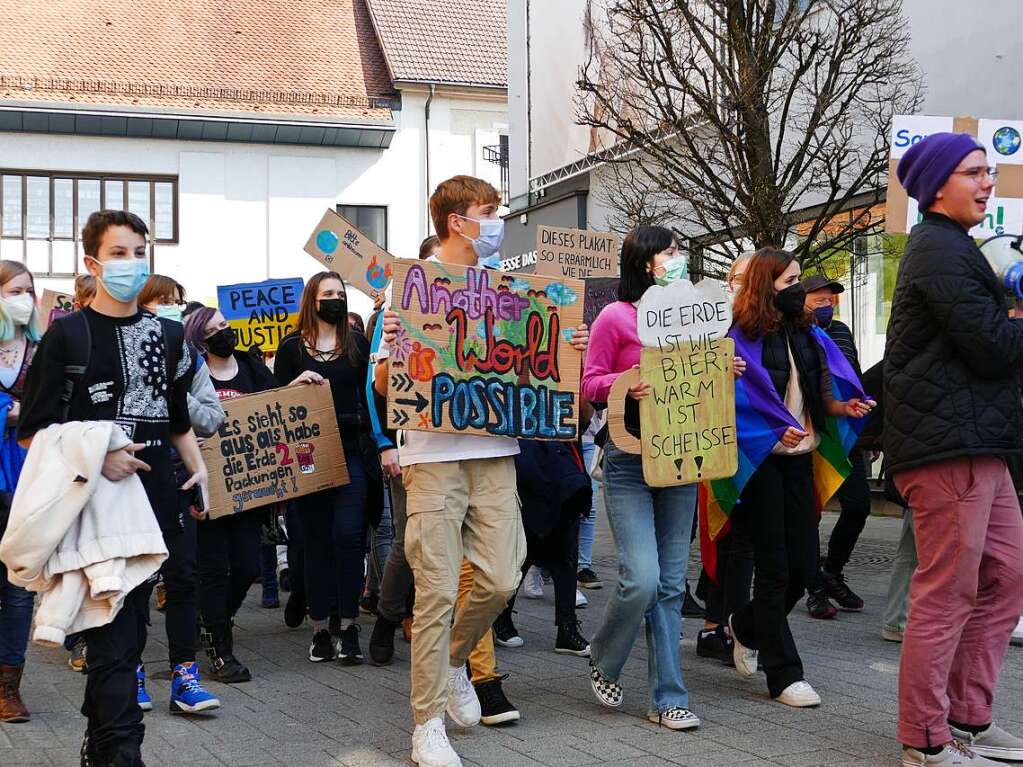 Rund um den Globus und auch in Bad Sckingen demonstrierten junge Menschen fr Klimaschutz und Frieden.