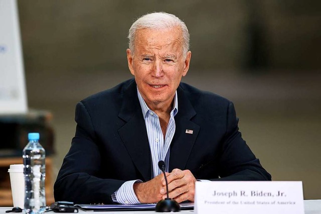 US-Prsident Biden besuchte am Freitag seine Truppen in Polen.  | Foto: Lukasz Gagulski (dpa)