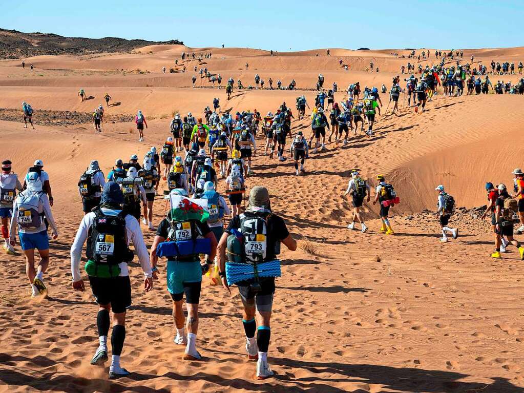 Auf 250 Kilometern fhrt der Ultra-Marathon durch die Wste.