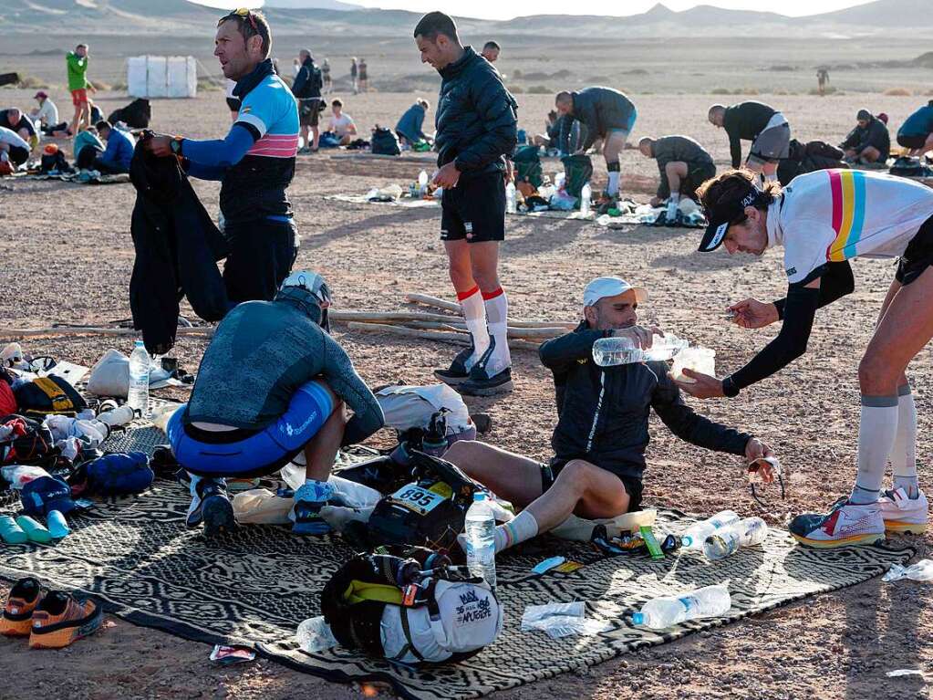 Auf 250 Kilometern fhrt der Ultra-Marathon durch die Wste.