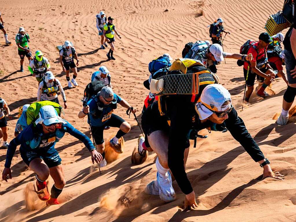 Auf 250 Kilometern fhrt der Ultra-Marathon durch die Wste.