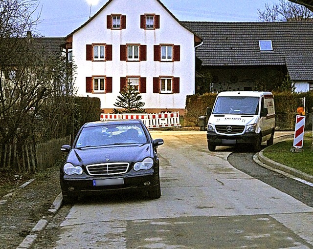 Die durch parkende Autos verengten Str... knnten Thema beim SPD-Rundgang sein.  | Foto: Silke Hartenstein