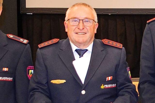 Hubert Schultis gibt nach 35 Jahren Vorstandsämter bei Feuerwehr Simonswald ab
