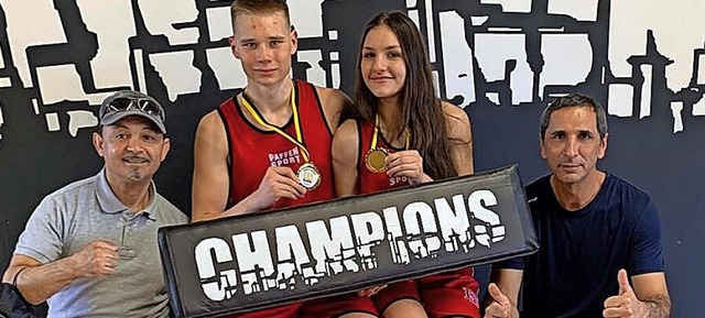 <BZ-FotoAnlauf>Boxclub: </BZ-FotoAnlau...rfolgreichen Meisterschaft (von links)  | Foto: Boxclub Mllheim
