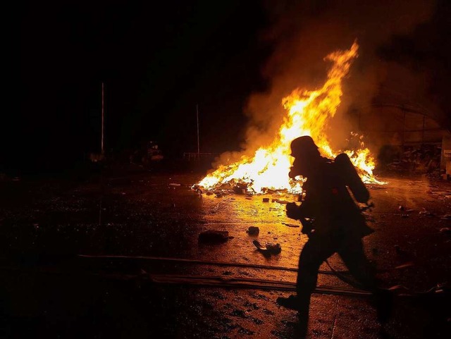 Feuer auf einer Mlldeponie bei Wehr  | Foto: Feuerwehr Wehr