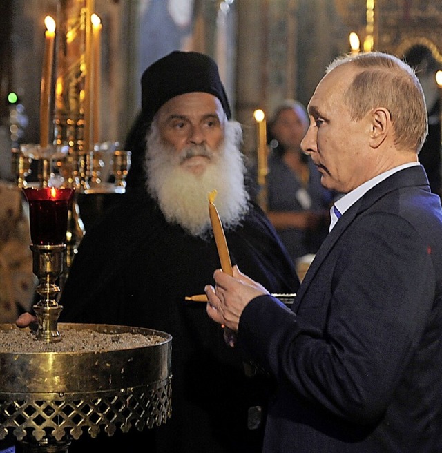 Putin auf Besuch in der griechischen Mnchsrepublik Athos 2016.  | Foto: ALEXANDROS AVRAMIDIS