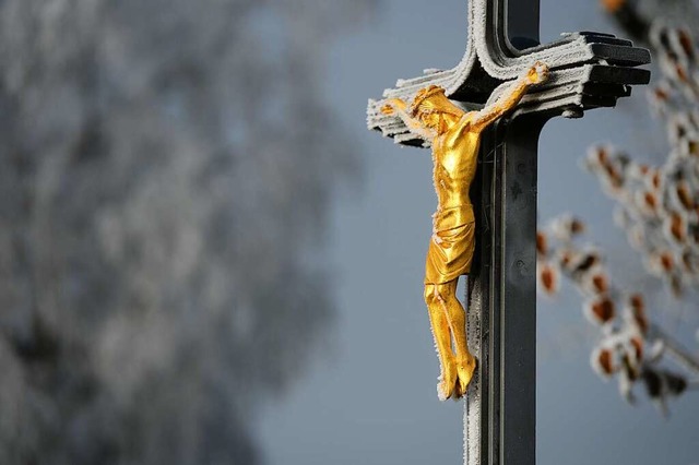 Die katholische Kirche tut sich beim U...lichen Missbrauchsfllen sehr schwer.   | Foto: Felix Kstle