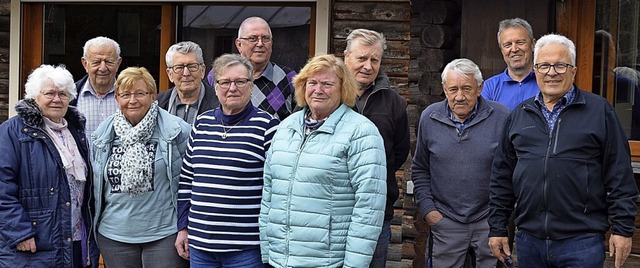 Das Team des Gugelstbles mit dem Vors... fr mehr Platz beim Ausschank sorgen.  | Foto: Schwarzwald Verein Herrischried