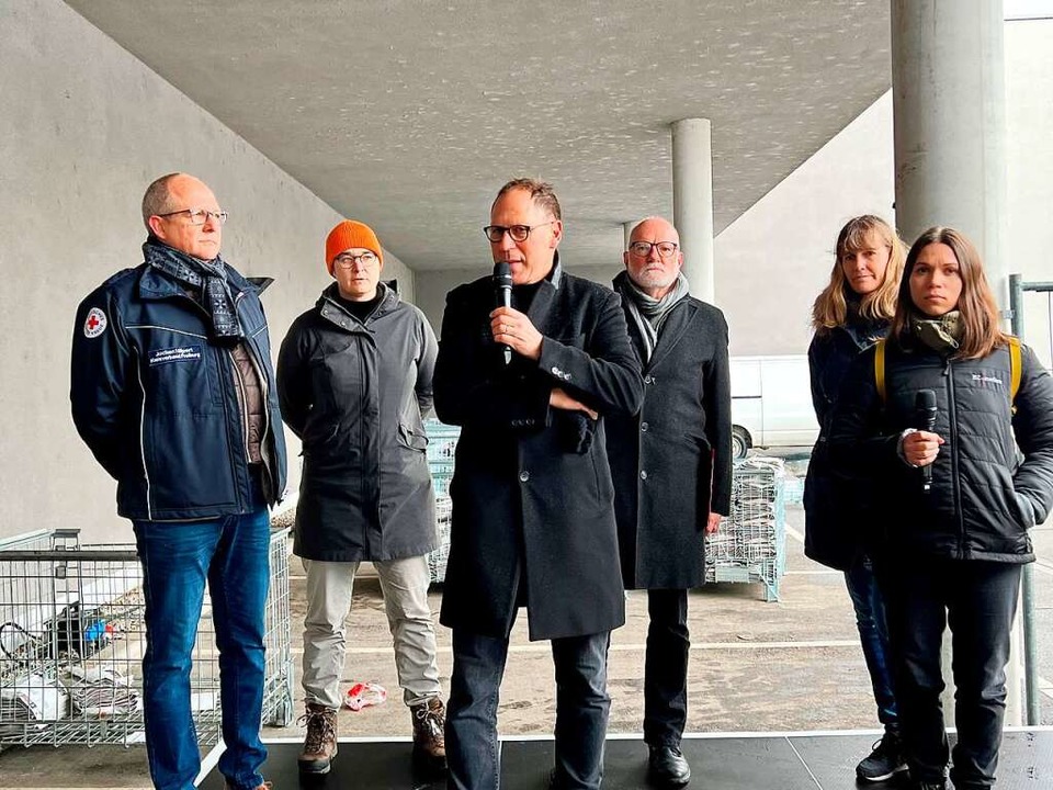 Thomas Fricker, Chefredakteur der Badi...rsident) haben die Aktion untersttzt  | Foto: Markus Fangmann