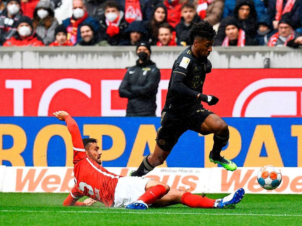 Der SC Freiburg verliert 1:4 gegen den FC Bayern Mnchen.