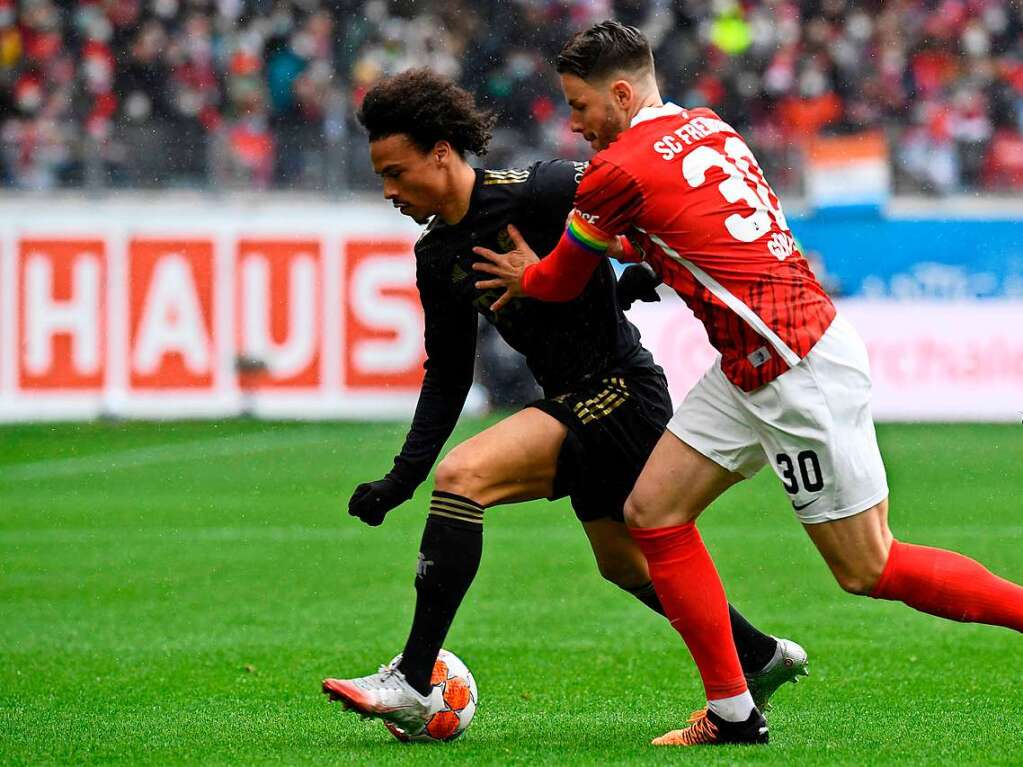 Der SC Freiburg verliert 1:4 gegen den FC Bayern Mnchen.