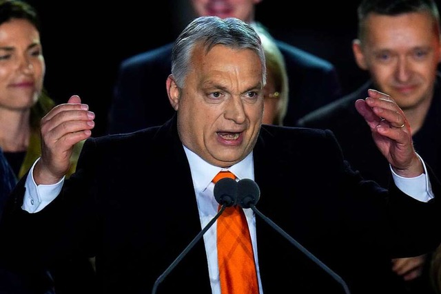 Seinen Triumph konnte Orban fast nicht fassen.  | Foto: Petr David Josek (dpa)