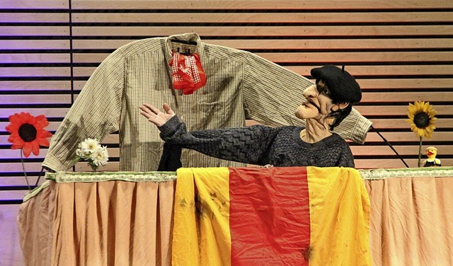 Eine Figur des Theaters Fiesemadnde aus Karlsruhe bei der Puppenparade  | Foto: Erika Sieberts