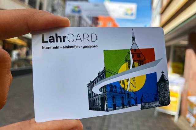 Seit einem halben Jahr ist die Lahrcard erhltlich.  | Foto: Mark Alexander