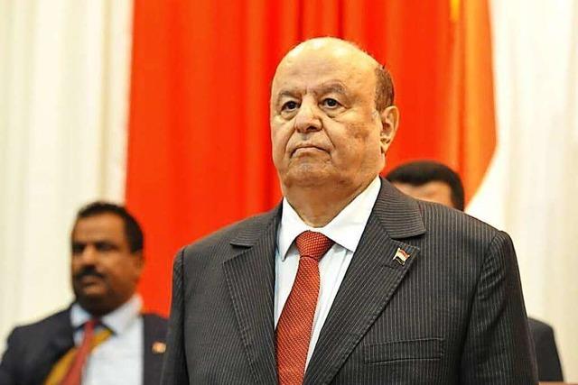 Jemens Präsident Hadi gibt die Macht an Präsidialrat ab