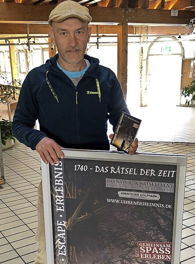 Oliver Lohre hat in Kappel eine Escape...schichte der Schwarzwalduhren kreiert.  | Foto: Ursula Harder
