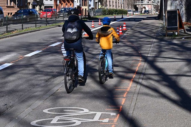 Damals noch im Bau: Seit dem 7. Mrz h...reite Fahrspurauf dem Schlossbergring.  | Foto: Thomas Kunz