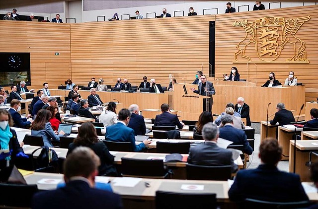 Der baden-wrttembergische Landtag &#8... des Landtagswahlrechts verabschiedet.  | Foto: Christoph Schmidt (dpa)