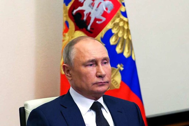Ein Kriegsverbrecher: Wladimir Putin  | Foto: Mikhail Klimentyev (dpa)