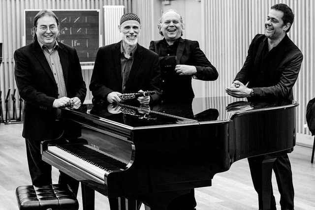 Als Quartett in Emmendingen: Michael Heitzlers Klezmerband.   | Foto: Claudia Bettinaglio