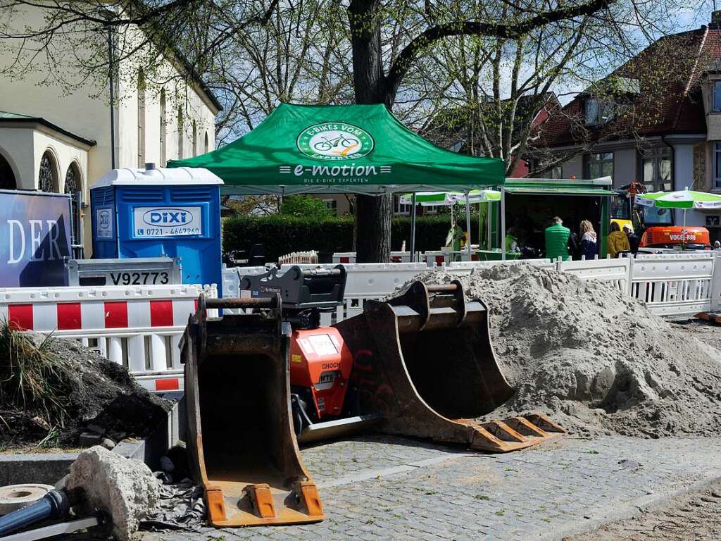 Die Verantwortlichen des veranstaltenden Gewerbeverbandes freuten sich, dass das fr den Handel so wichtige Wochenende von 