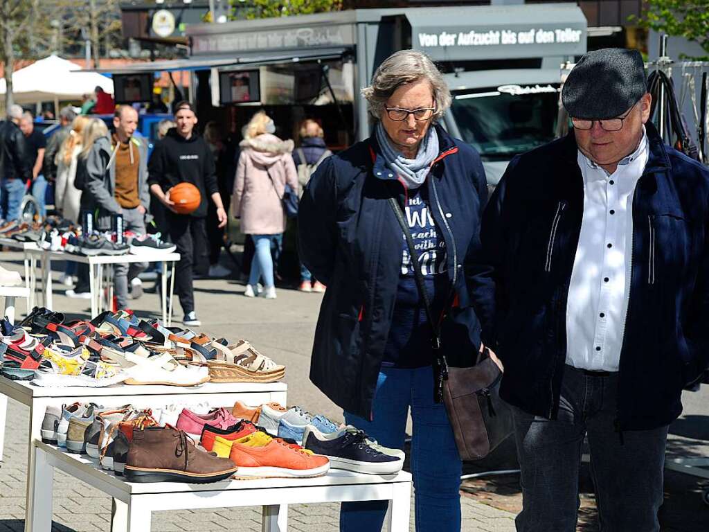 Die Verantwortlichen des veranstaltenden Gewerbeverbandes freuten sich, dass das fr den Handel so wichtige Wochenende von 