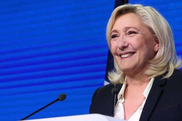 Le Pen will nun mit einer gemäßigten Fassade an die Macht