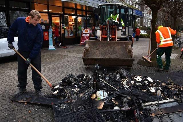 Nach zerstörtem Bücherregal in Denzlingen: Zwei Brandstifter ermittelt