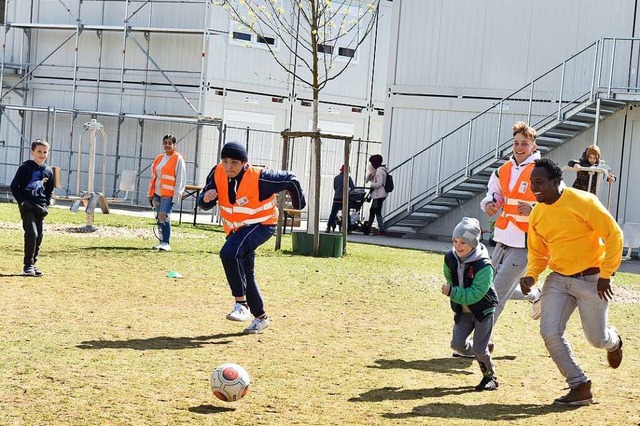 Staudinger Schler am Ball: beim Kick in der LEA  | Foto: Rita Eggstein