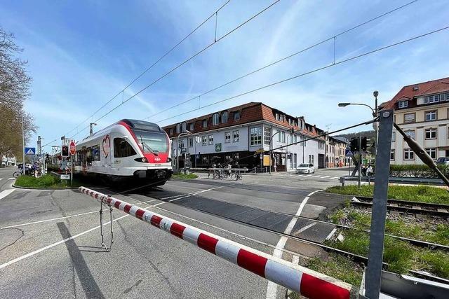 Die Schrankenschließzeiten der Regio S-Bahn werden unter die Lupe genommen