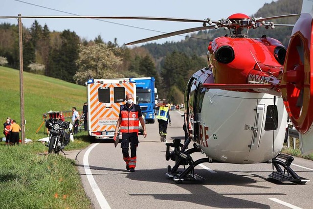 Bei einem Unfall auf der B415 kam am M... 21-jhriger Motorradfahrer ums Leben.  | Foto: Christoph Breithaupt