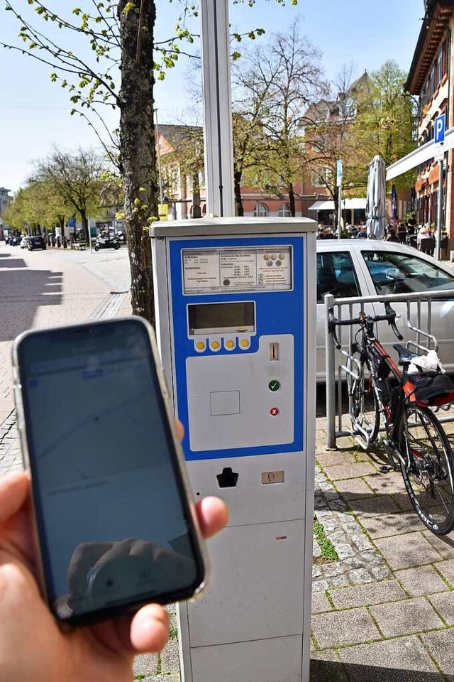 Parken mit der Handy-App &#8211; das geht bald auch in Schopfheim.  | Foto: Nicolai Kapitz