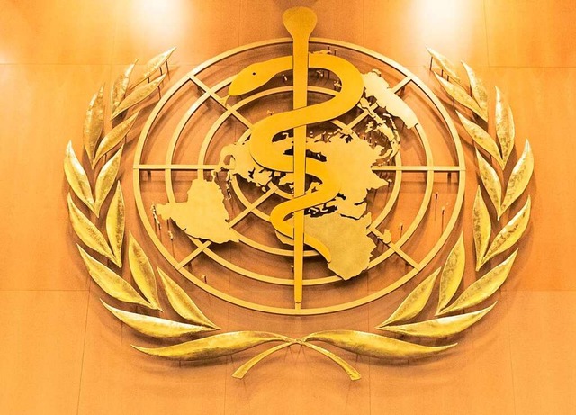 Das Logo der Weltgesundheitsorganisati...artier der Vereinten Nationen in Genf.  | Foto: Peter Klaunzer (dpa)