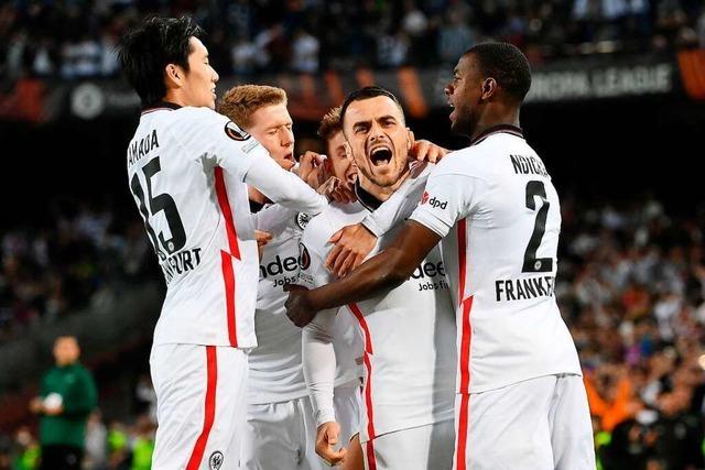 Eintracht Frankfurt gelingt in Barcelona ein Sieg fürs Geschichtsbuch