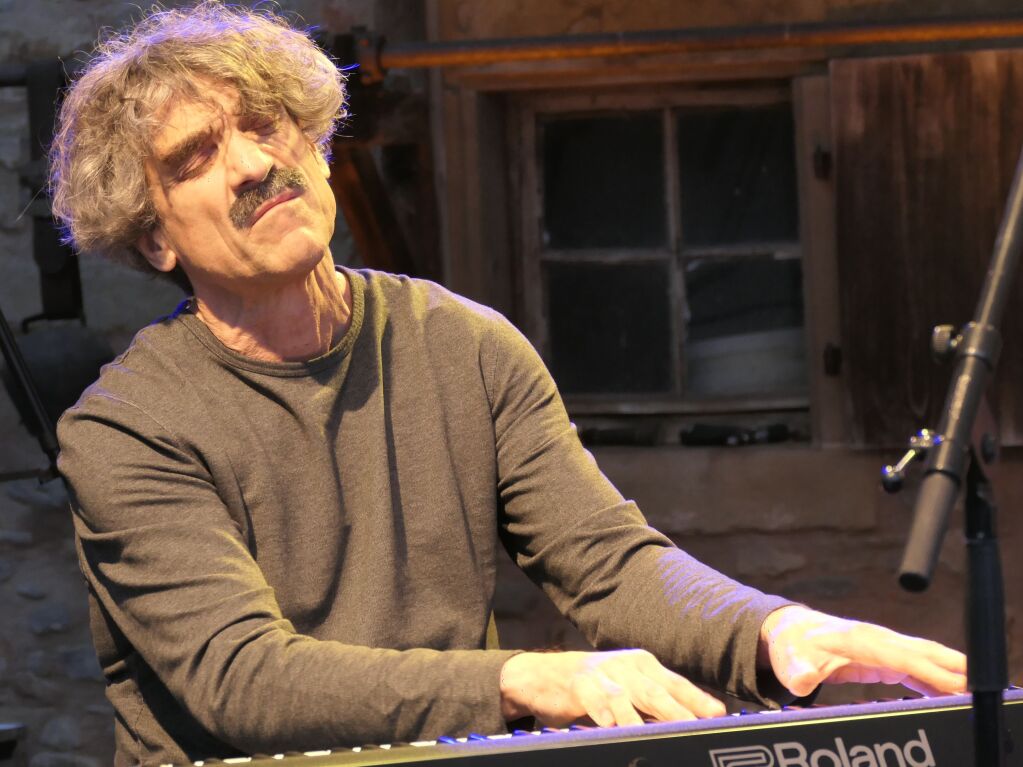 Blues- und Boogie-Pianist Thomas Scheytt bewies, warum er auf seinem Gebiet zu den Besten zhlt