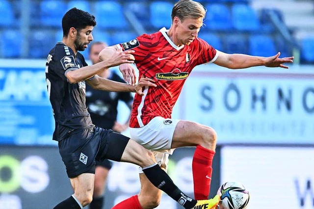 Vincent Vermeij (rechts) traf zum  1:0 fr den SC. )  | Foto: Achim Keller