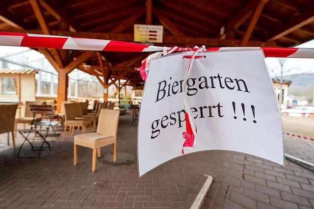 Lockdown in Deutschland: Die Restaurants waren lange Zeit geschlossen.  | Foto: Harald Tittel (dpa)