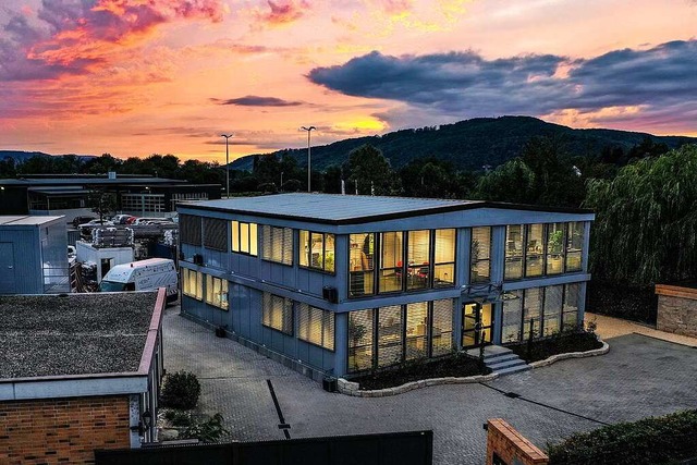 Der Firmensitz in Rheinfelden zieht ba... dient als Musterhaus bzw. Musterbro.  | Foto: HERY GmbH